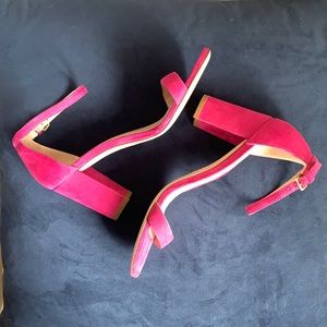 Stuart Weitzman Nearly Nude Suede Sandal 7 -Fuchsia